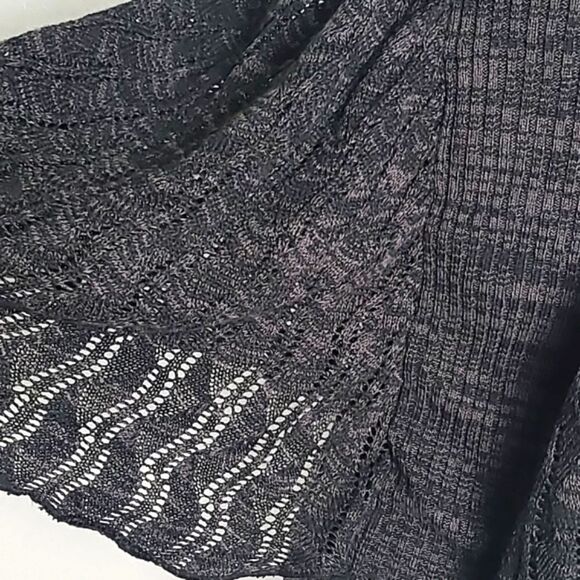 Cardigan Sweater Cape with Batwing Sleeves, Black & Gray Loose Knit, Size Medium - Picture 7 of 11